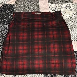 Maurices Red and Black Plaid Mini Skirt (no visible size; small-medium)